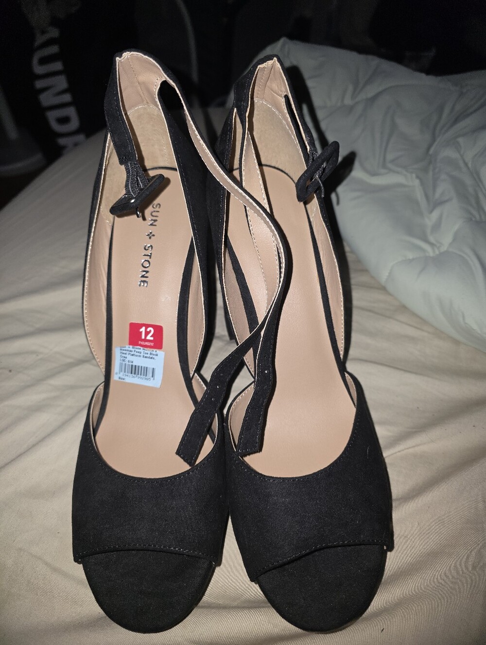 Black Stilleto Style Heels NWOT